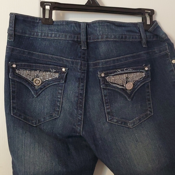 Denim Capris - Picture 3 of 3